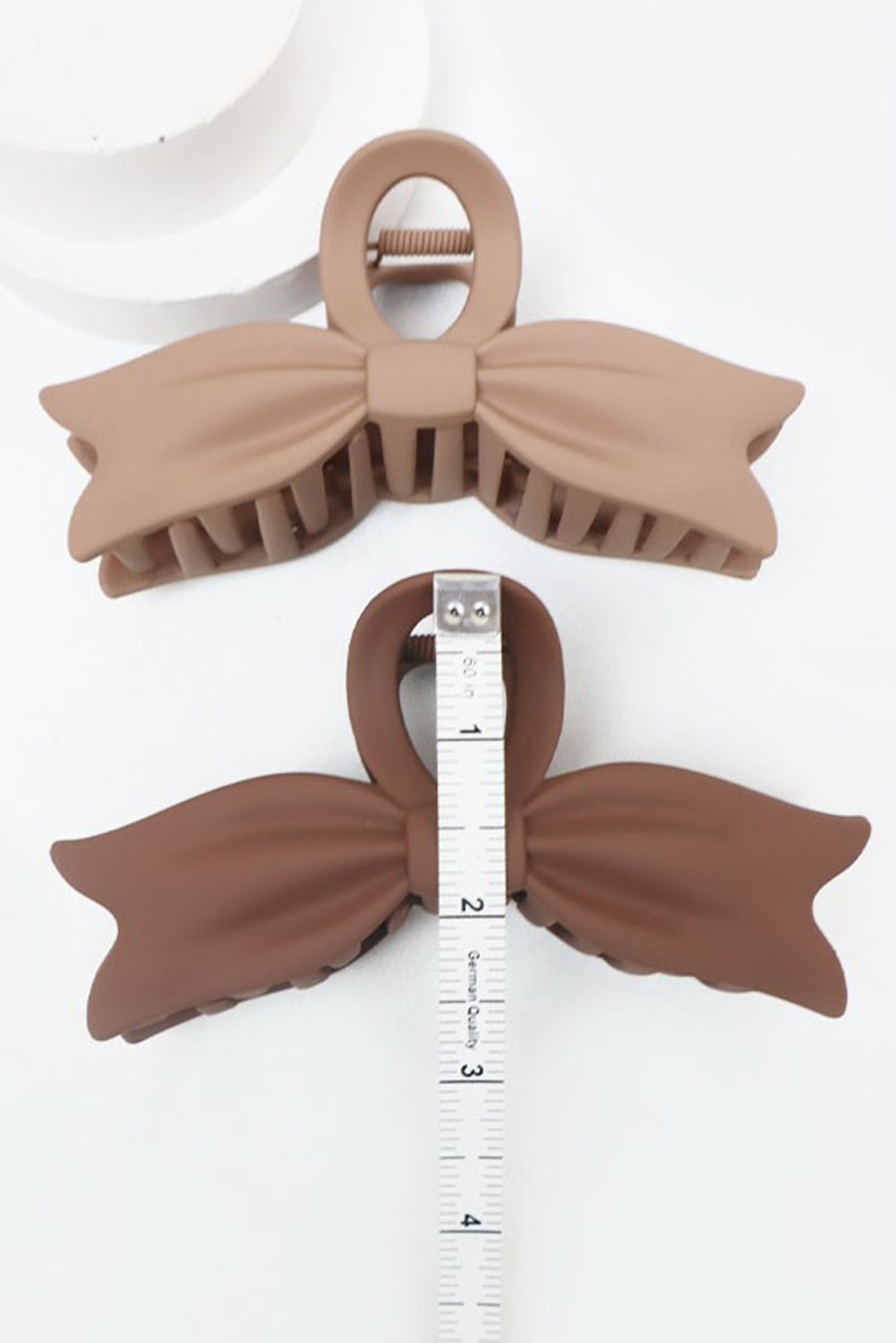 Beige Minimalist Bowknot Shape Plastic Claw Clip